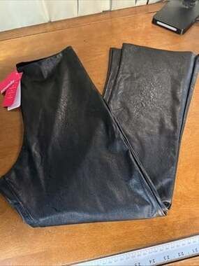 NWT COMMANDO faux Leather Flare Leggings